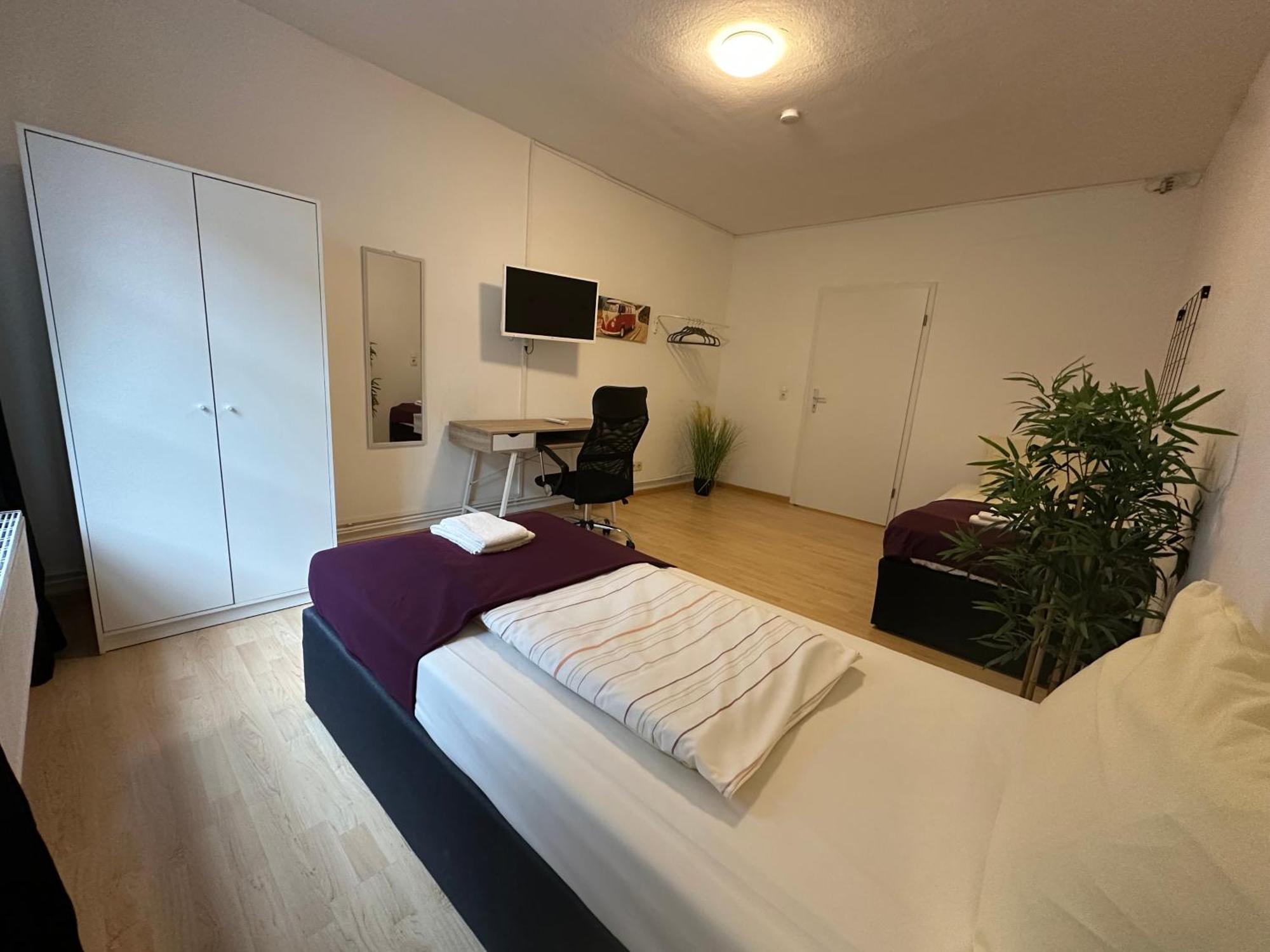 110 qm Große Wohnung direkt am Hauptbahnhof Neumünster Exterior foto
